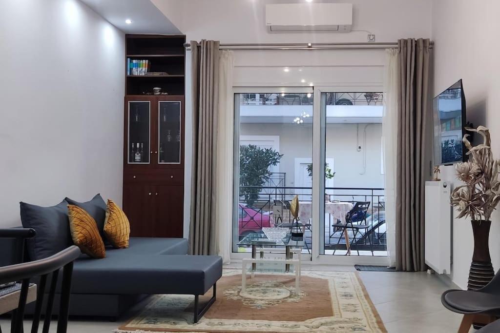 Modern Apartment In Itea Esterno foto